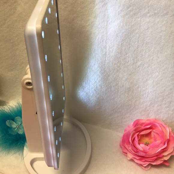 Vivitar Makeup Vivitar Vanity Makeup Mirror Led Touch Lighting